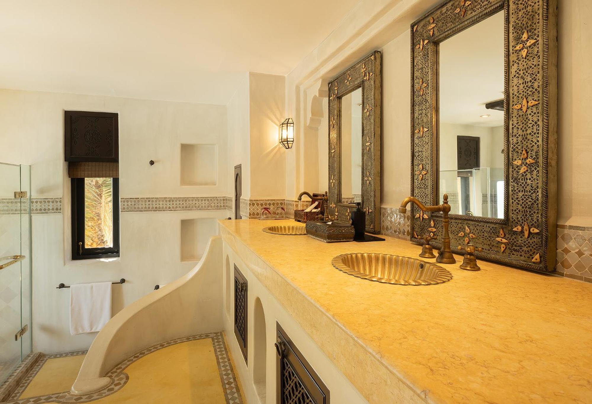 Villa Maroc Resort Пран Бури Екстериор снимка