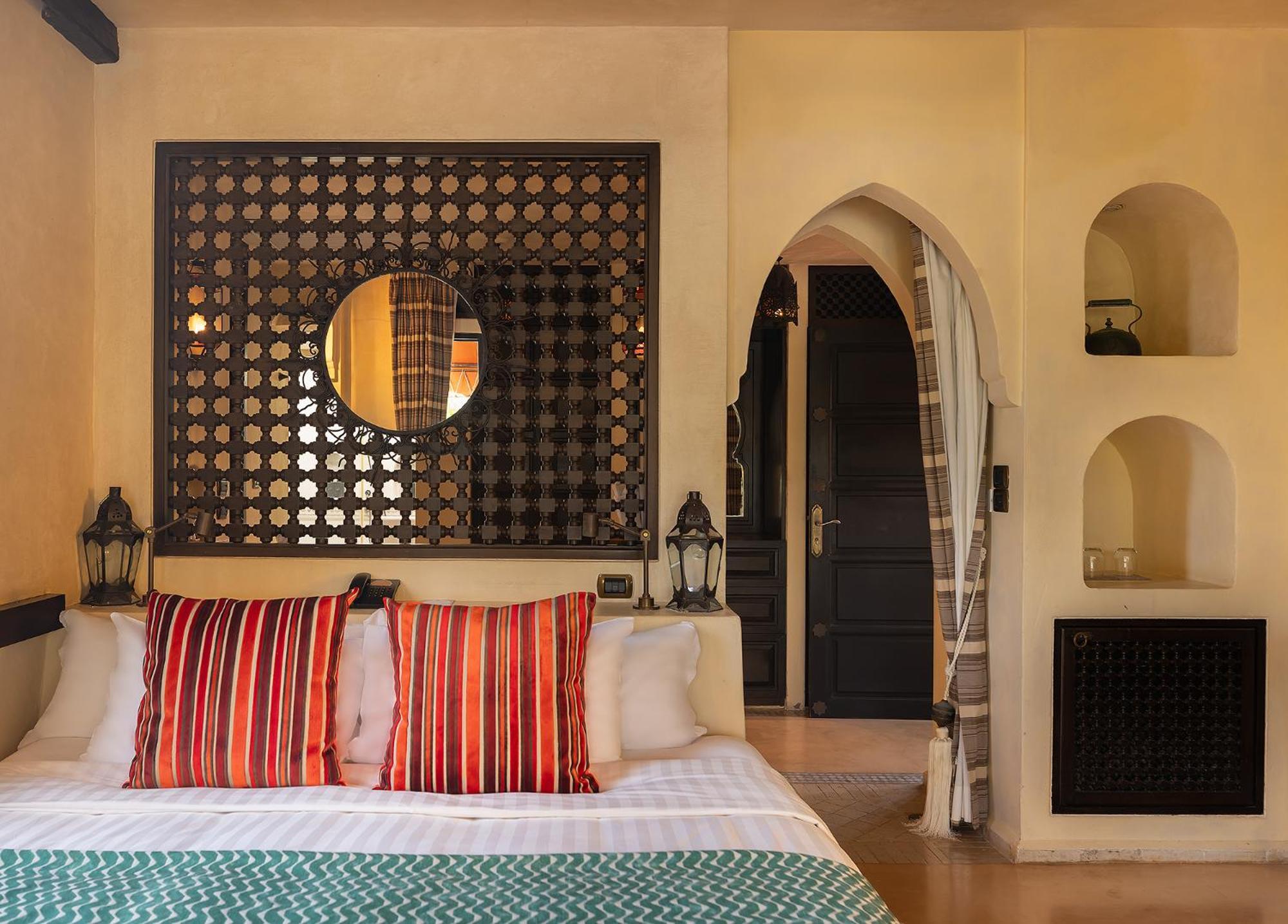 Villa Maroc Resort Пран Бури Екстериор снимка